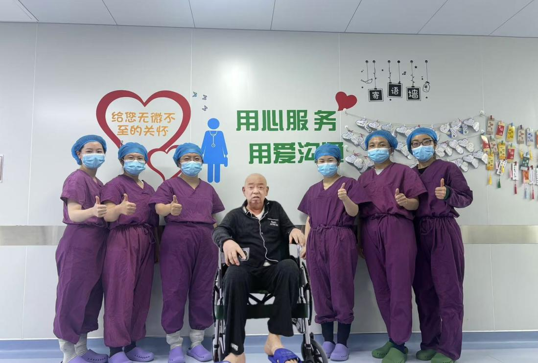 西北首例自體造血干細(xì)胞移植續(xù)貫CART治療繼發(fā)中樞神經(jīng)系統(tǒng)淋巴瘤患者獲得成功 西北首例自體造血干細(xì)胞移植續(xù)貫CART治療繼發(fā)中樞神經(jīng)系統(tǒng)淋巴瘤患者獲得成功